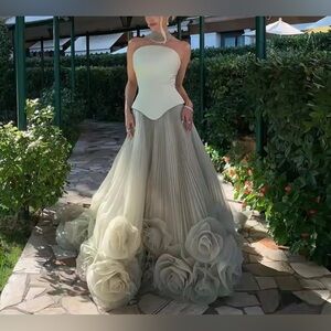 NEW $1985 La Rosée Impériale Gown